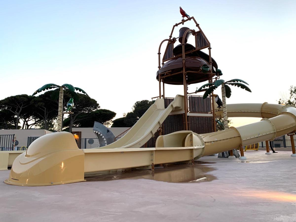 Chaletrent - Stacaravans Saint-Aygulf Hotel Frejus Exterior photo