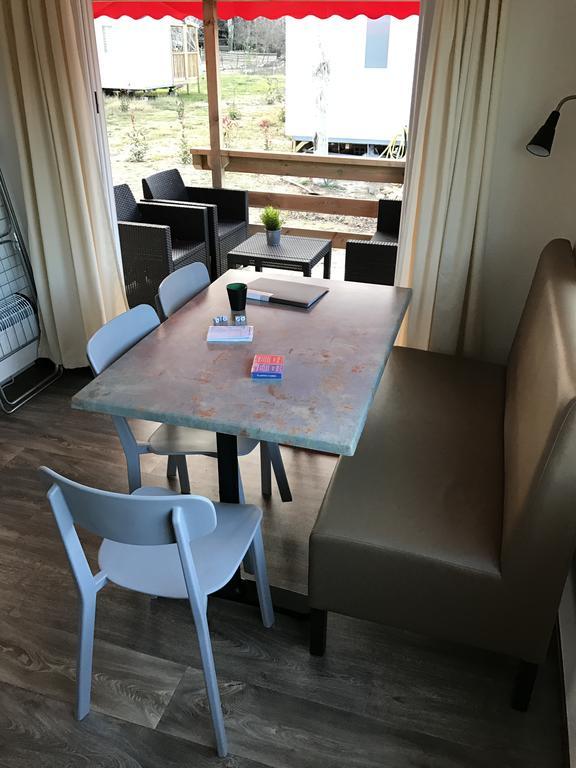 Chaletrent - Stacaravans Saint-Aygulf Hotel Frejus Exterior photo
