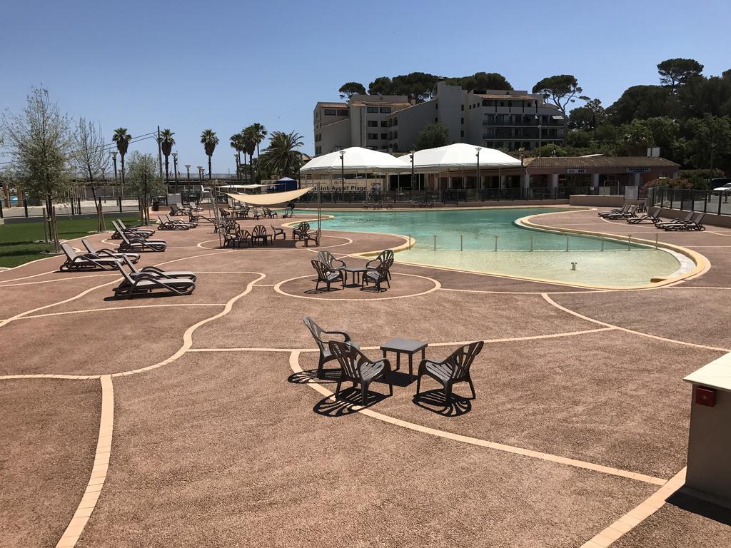 Chaletrent - Stacaravans Saint-Aygulf Hotel Frejus Exterior photo